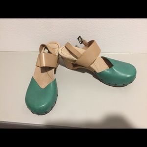 Dansko wedges